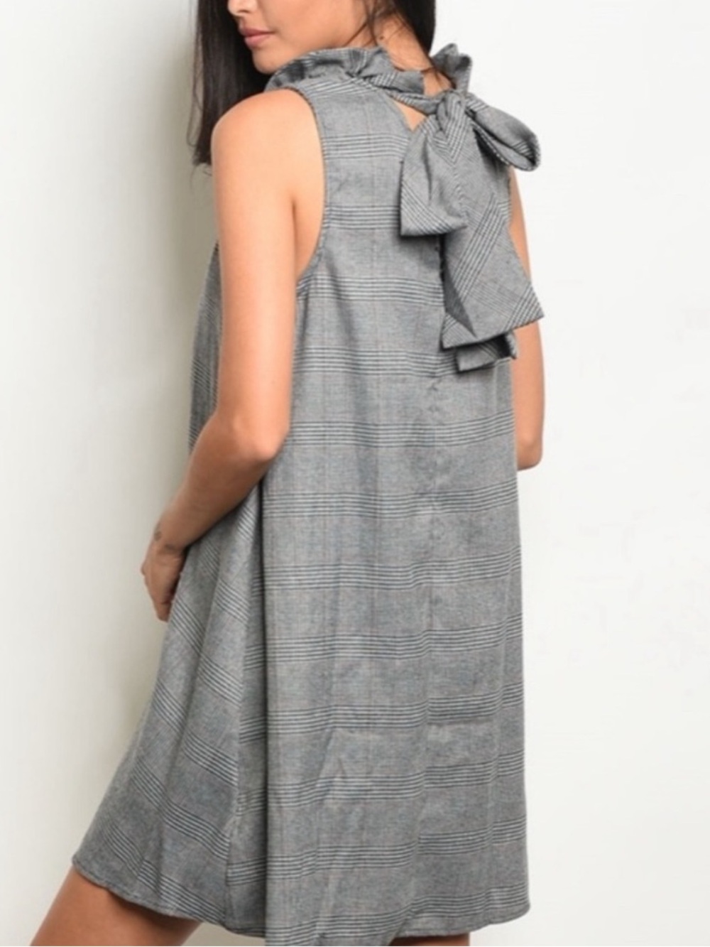 DO+BE Tuckernuck Blythe Dress Gray Plaid Bow Back Swing Mini  Size M - Picture 4 of 16